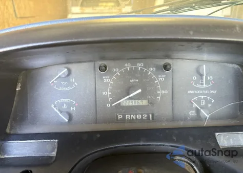 1996 Ford F250 z USA, uszkodzony, nr VIN 2FTHF25H6TCA64987